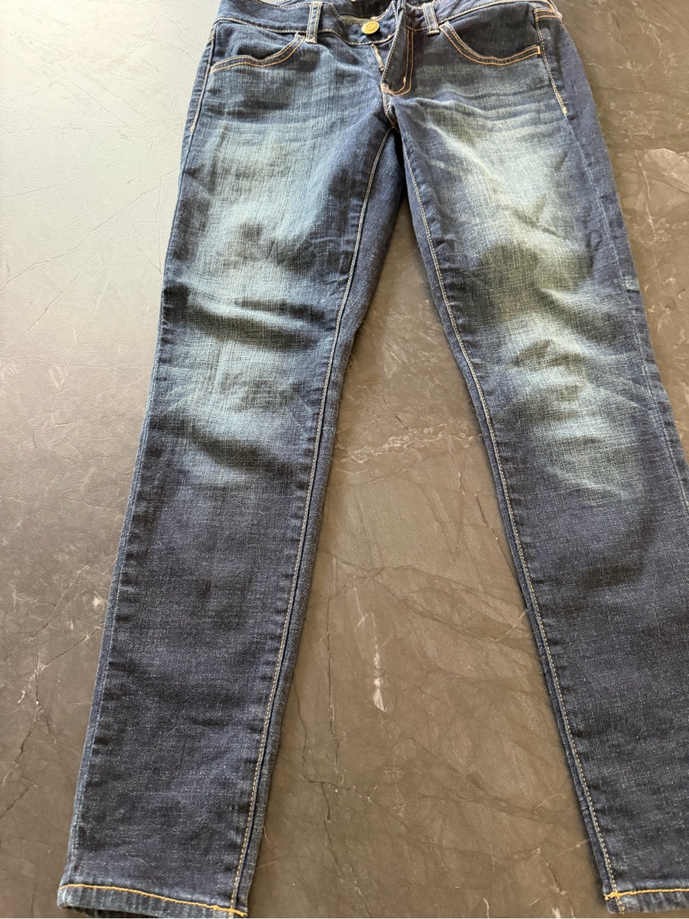 American Eagle Outfitters Straight Faded Blue Jeans